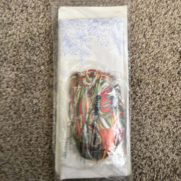 BUCILLA Vintage Stamped Embroidery Victorian Poinsettia Table Runner 13.5"x 44" - Picture 4 of 6